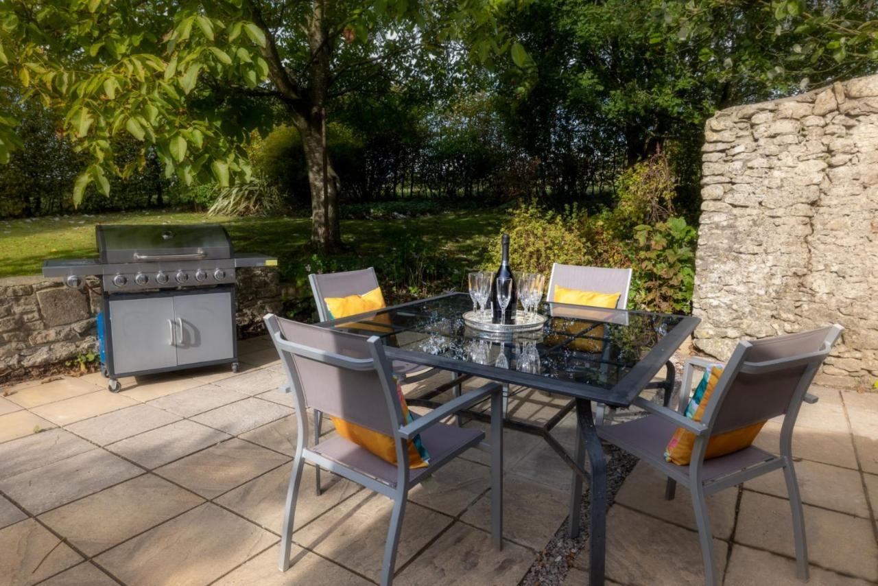 Topside House - Beautiful 7 Bedroom House With Hottub Wifi And Parking Near Bath Wells Frome Oakhill Екстериор снимка
